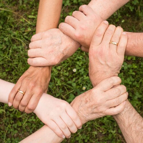Vide, kurā vari justies brīvi, droši un saprasts. Atbalsts, kopā būšana, profesionāls atbalsts